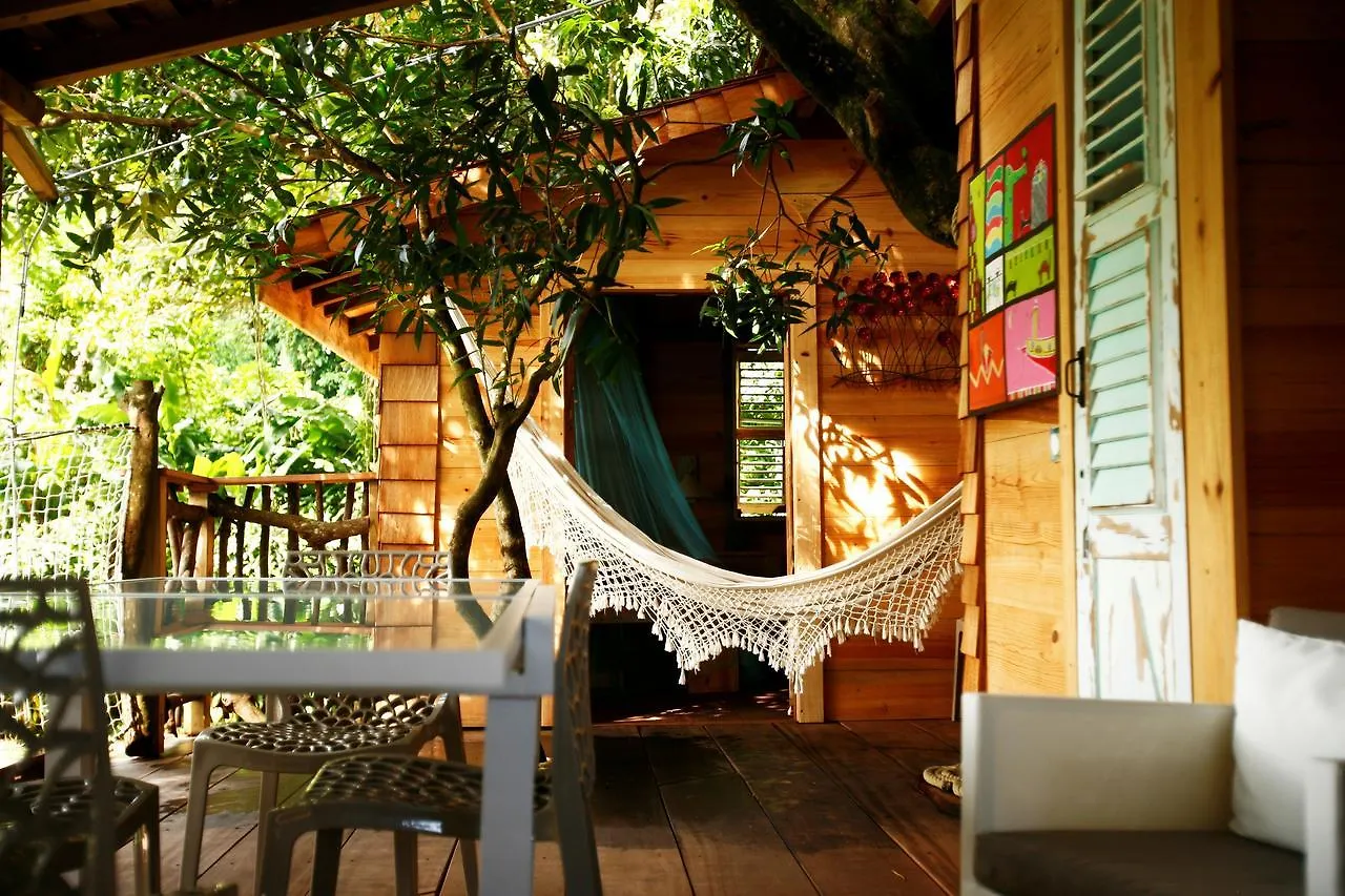 Les Bananes Vertes Ecolodges Saint-Claude 0*,